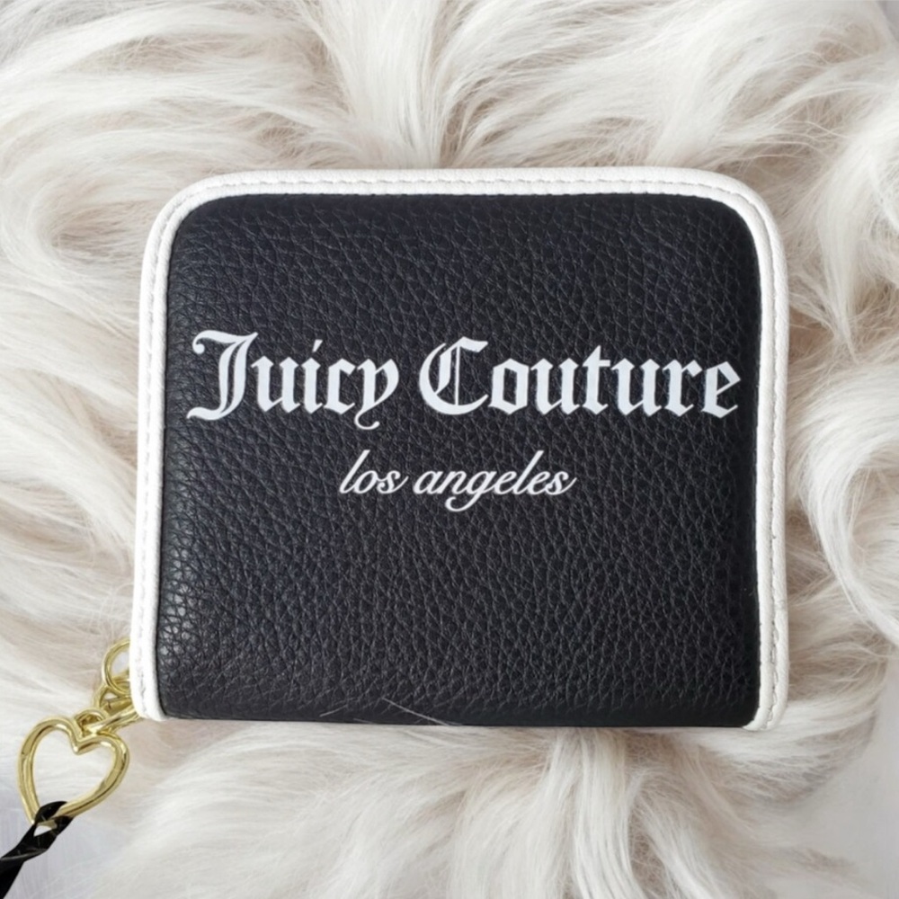 Juicy Couture Fashionista Sports Zip Around Wallet